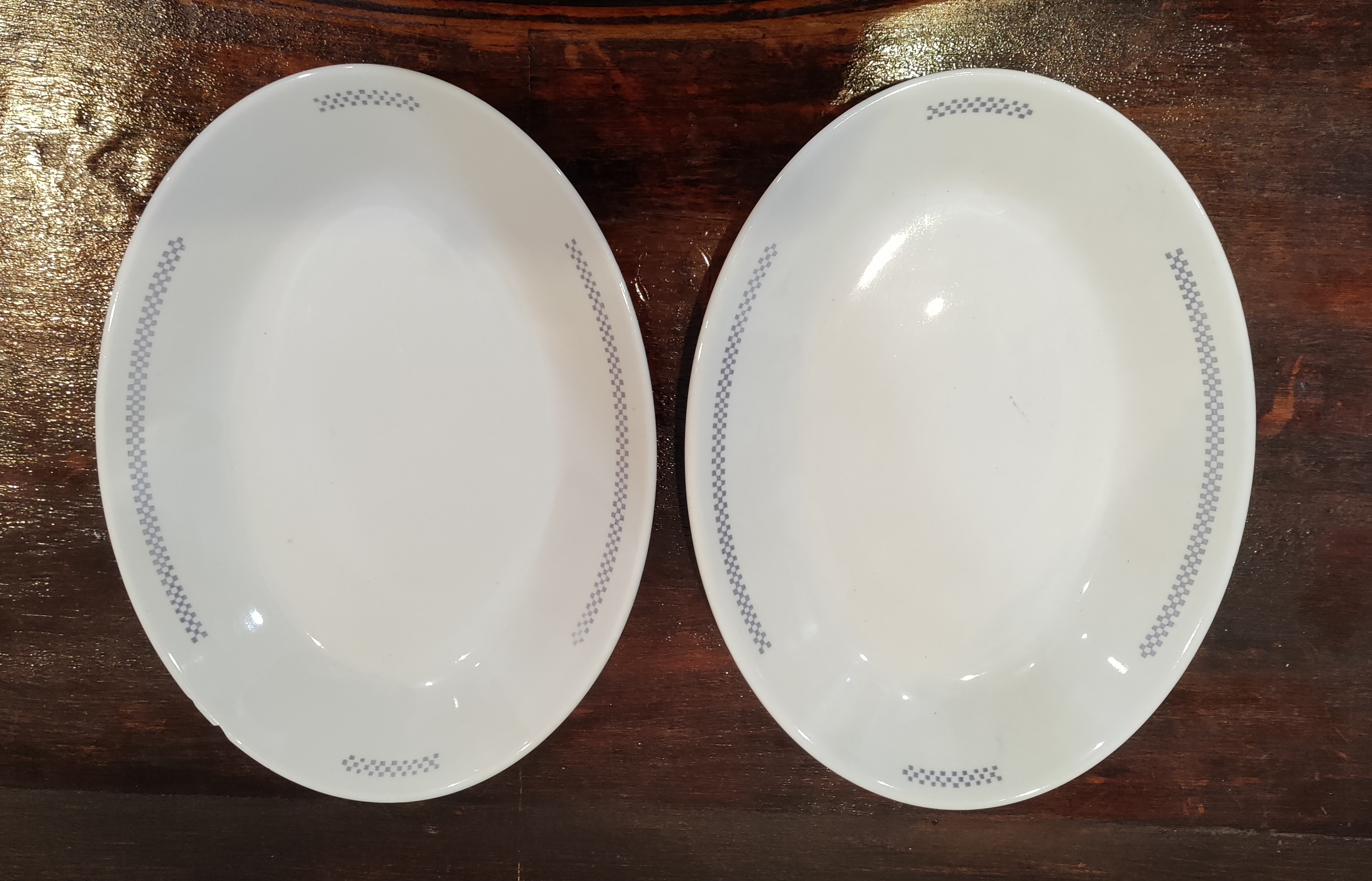 2 travessas de porcelana oxford